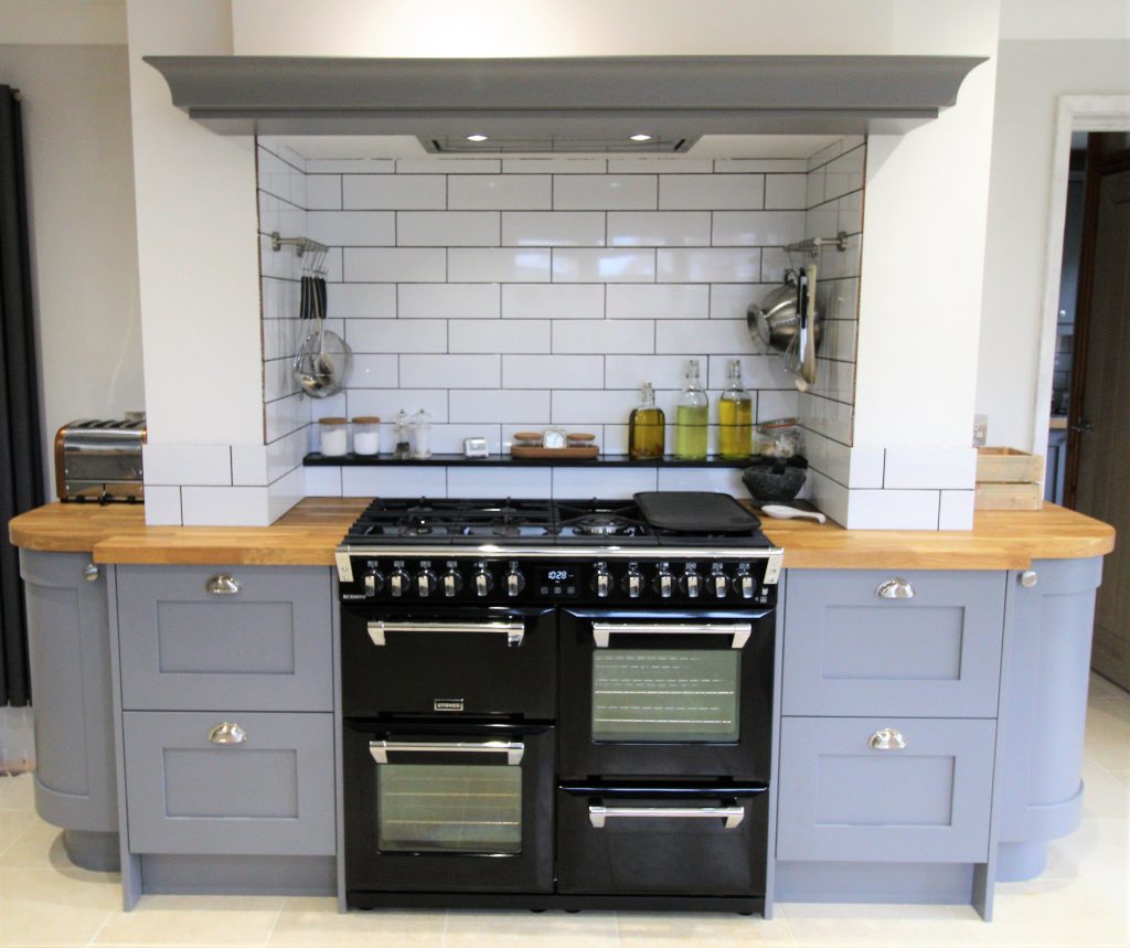 Shaker Kitchen in Dust Grey, Noble Kitchens Coventry and Warwickshire